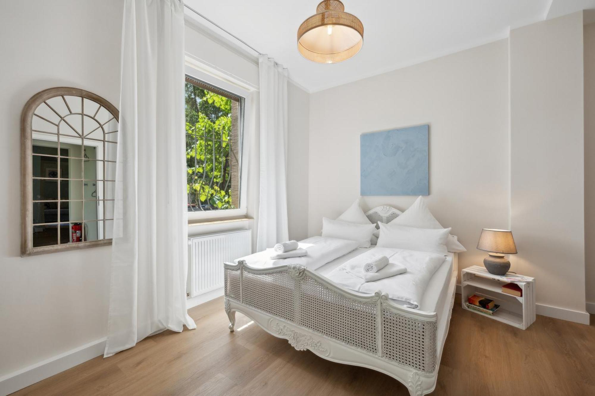 Altstadt Apartment Am Wasser Mit Parkplatz Und Riesigem Garten Bad Kreuznach Ngoại thất bức ảnh