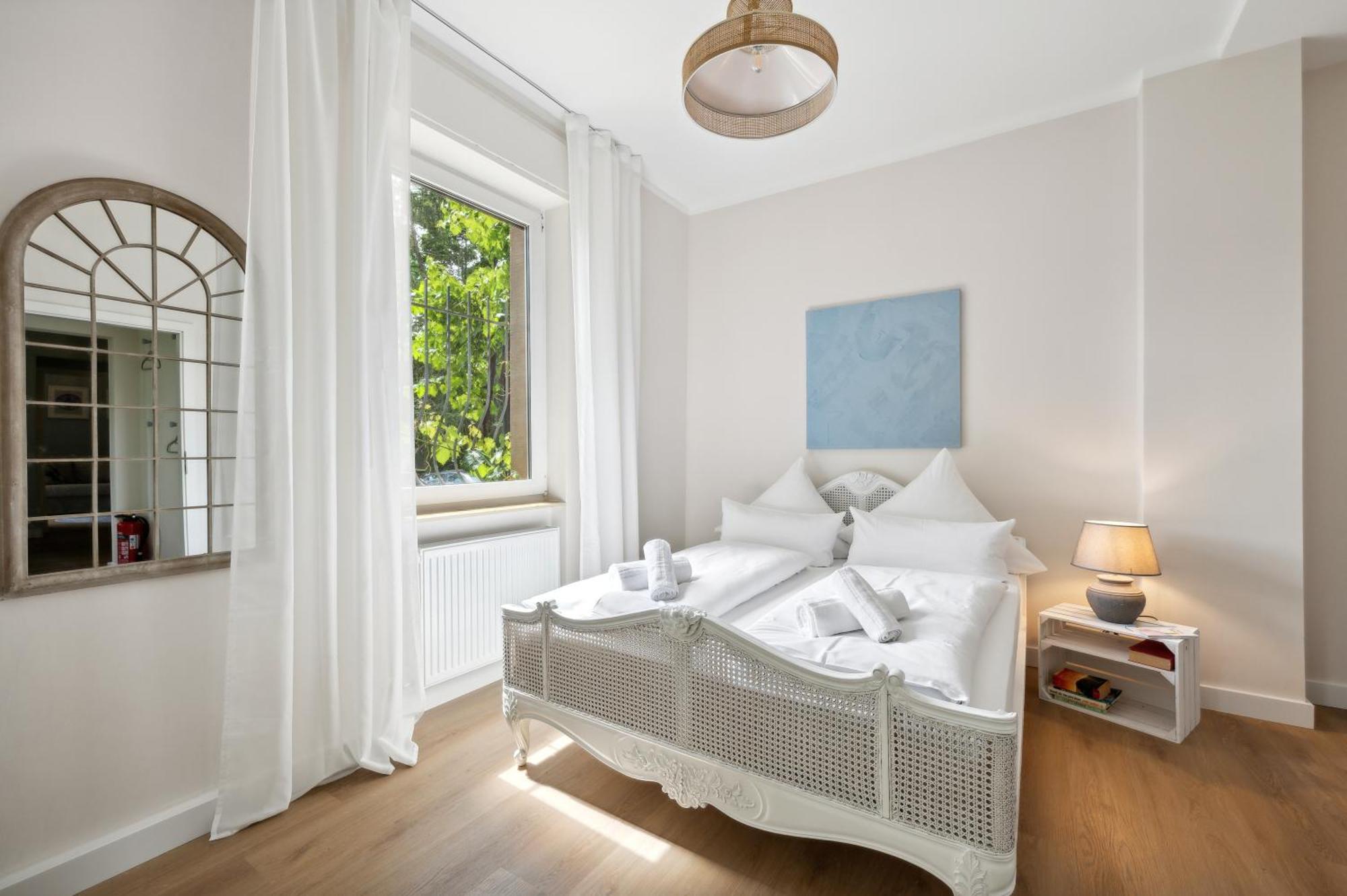 Altstadt Apartment Am Wasser Mit Parkplatz Und Riesigem Garten Bad Kreuznach Ngoại thất bức ảnh