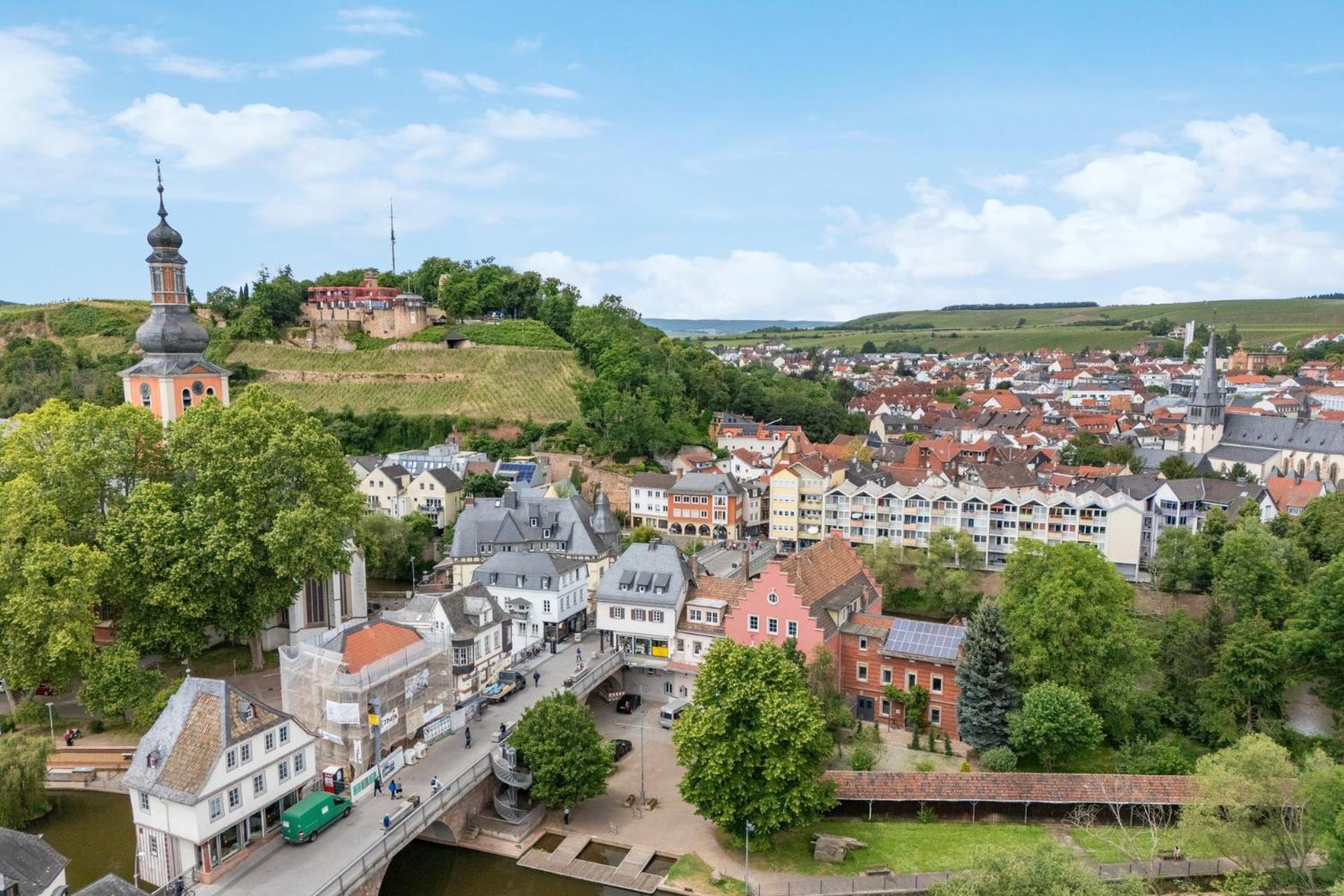 Altstadt Apartment Am Wasser Mit Parkplatz Und Riesigem Garten Bad Kreuznach Ngoại thất bức ảnh
